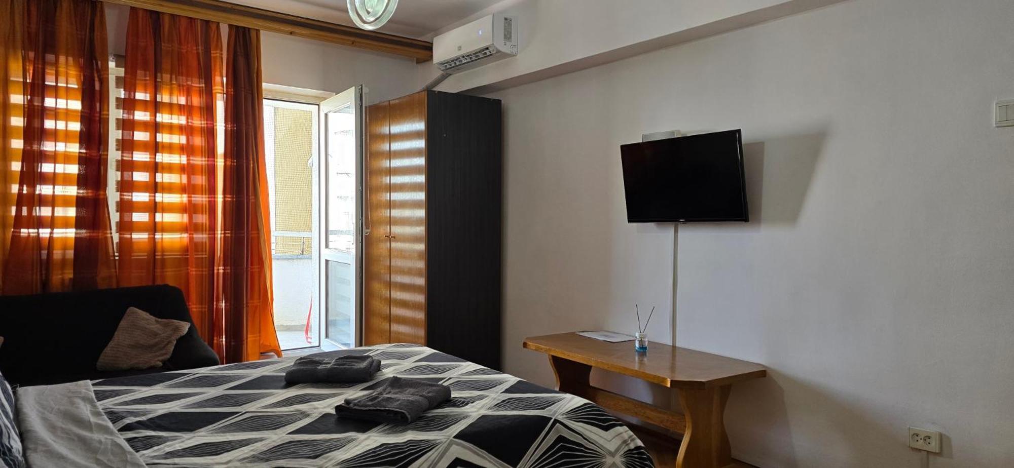 Central Residence *